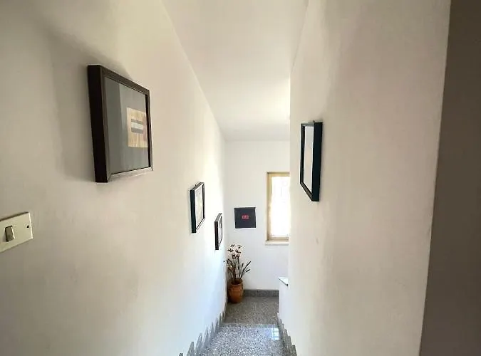 Alojamento de Acomodação e Pequeno-almoço Le Palme