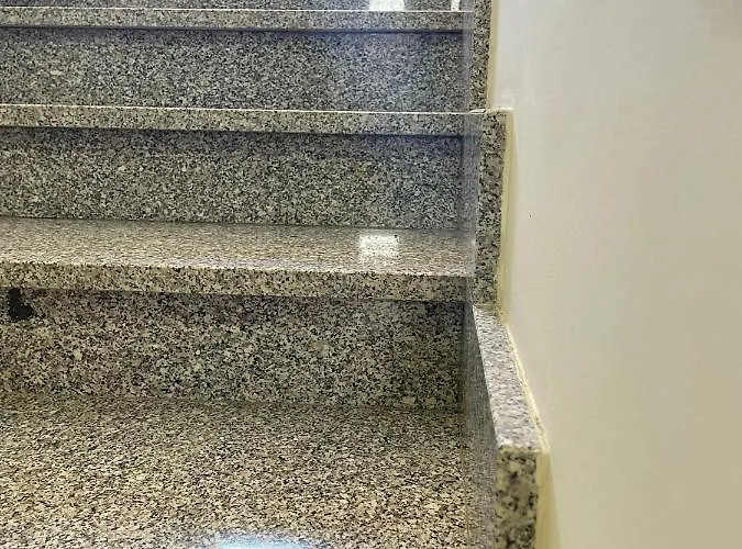 Alojamento de Acomodação e Pequeno-almoço Le Palme 3*