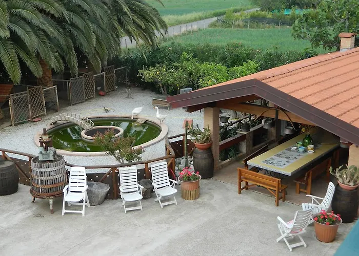 Alojamento de Acomodação e Pequeno-almoço Le Palme 3*